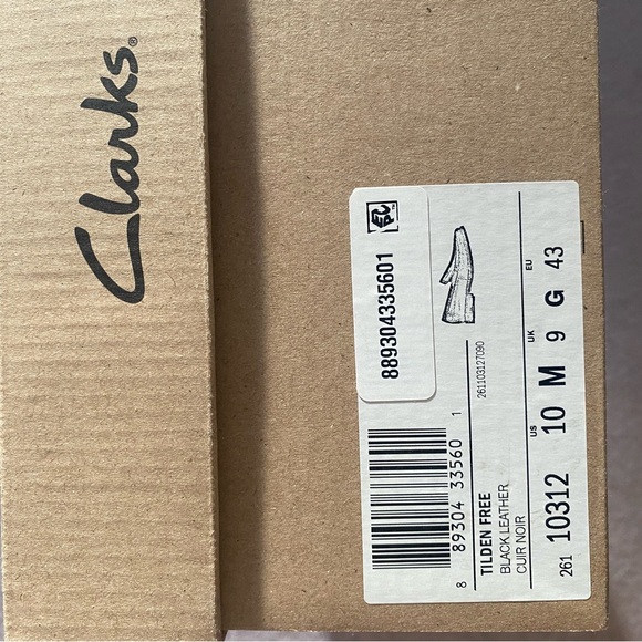 Clarks black leather loafers -worn once - Picture 3 of 3